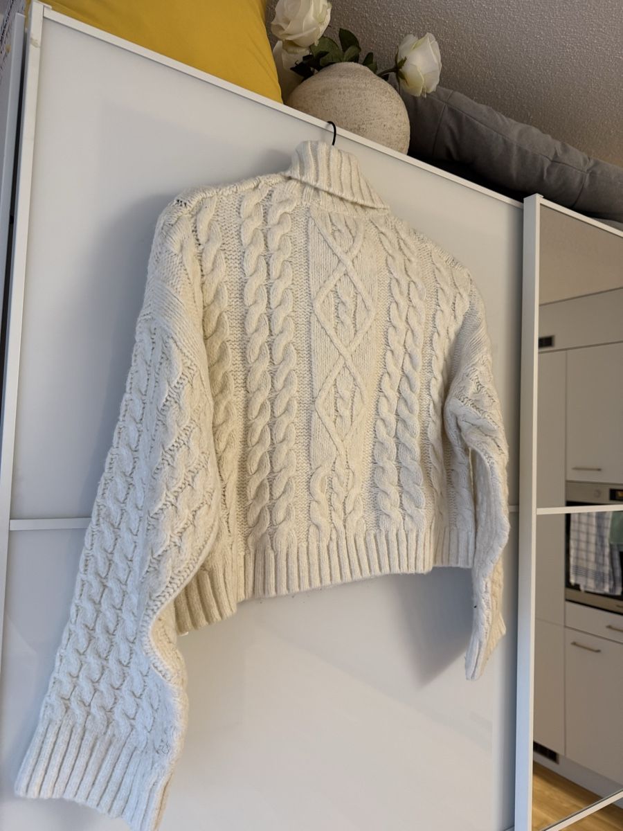 Maglioni & Felpe: Pullover Bershka – Usato da Wil SG venduto da xrnvani 3