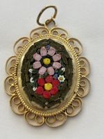 Anhänger mit Mikromosaik Blumenmuster Vergoldet