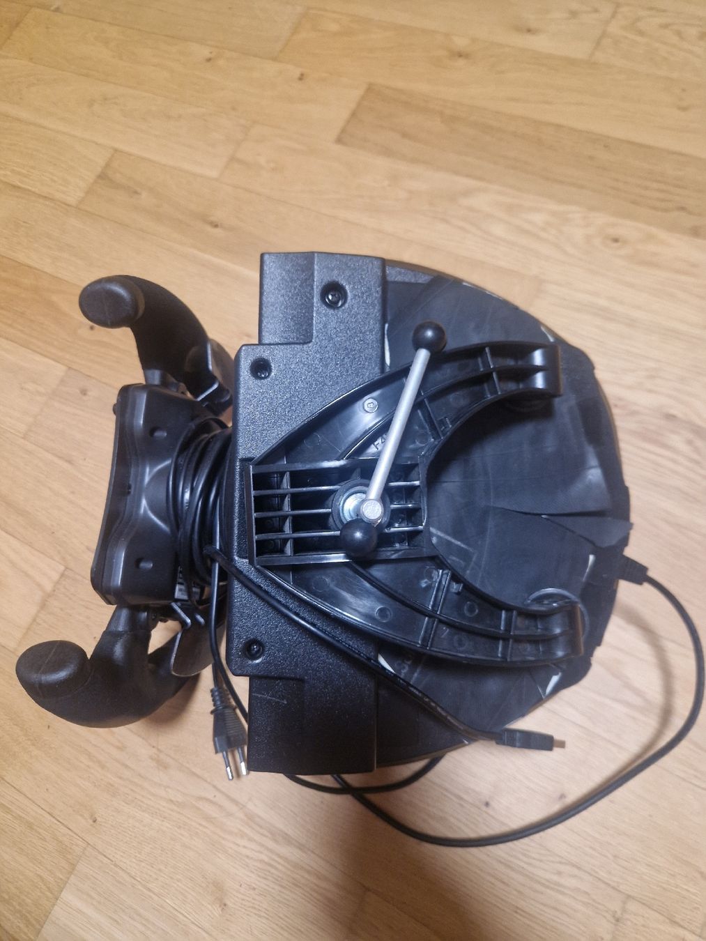 Thrustmaster Controller: Thrustmaster T300RS – Gebraucht aus Zürich von Cedric345 1