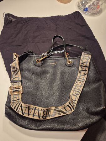 Giorgio Armani Schwarze synthetische Damen Umhängetasch