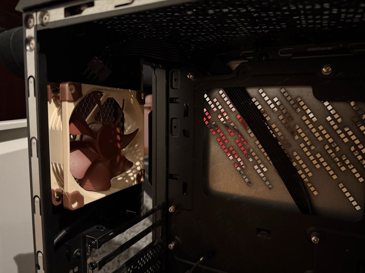 Asus Custodie: Boitier pc Asus ROG – Usato da Epagny venduto da gsm_75b9 4