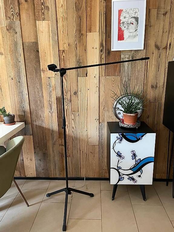 Supporti per strumenti musicali & leggii: Porte micro K&M – Usato da Aire-la-Ville venduto da alo_5grh 3