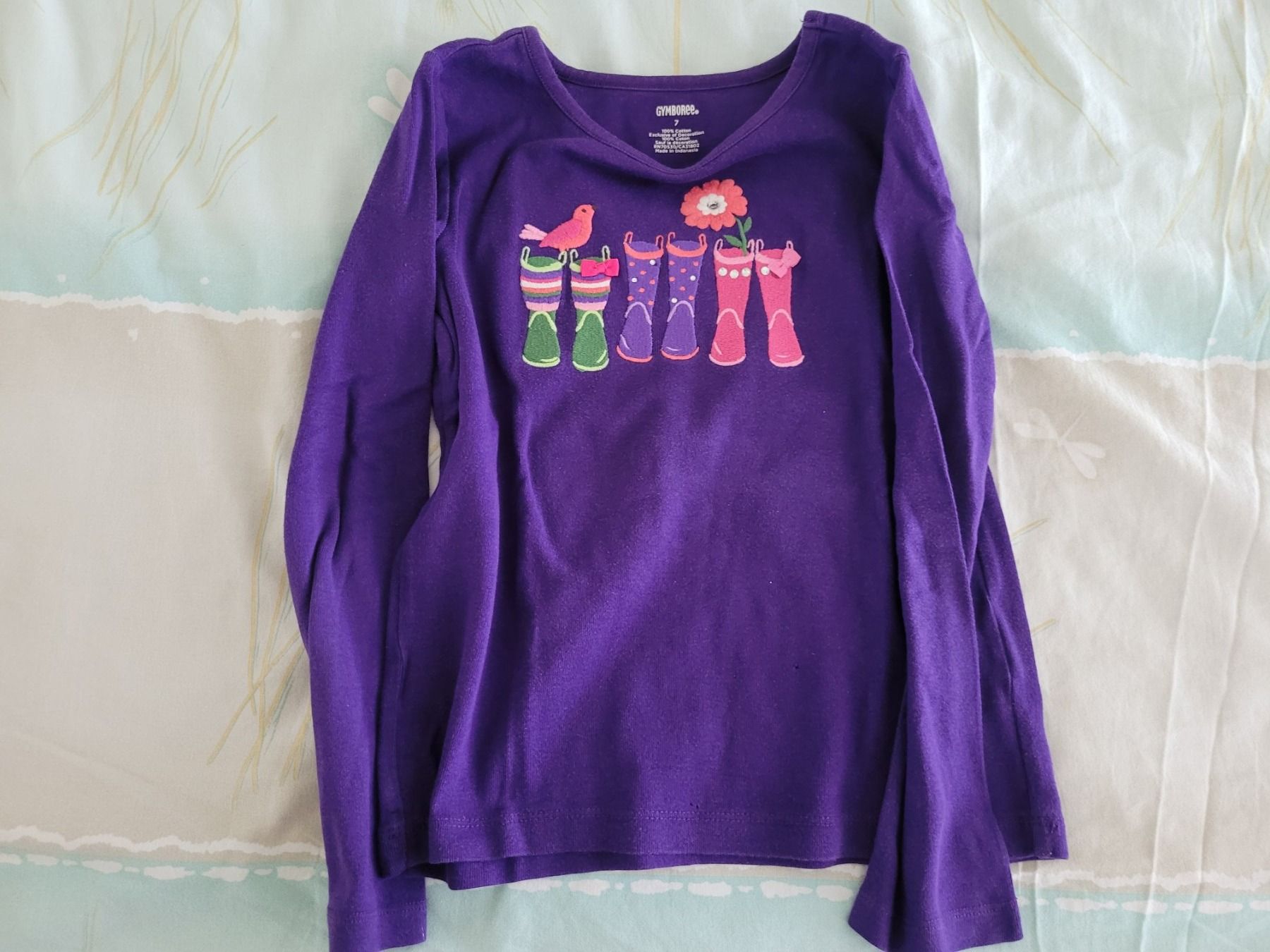 Blouses, T-shirts & Tops: 2 T-Shirts- 122/128 – D'occasion à Zürich par heldc 2