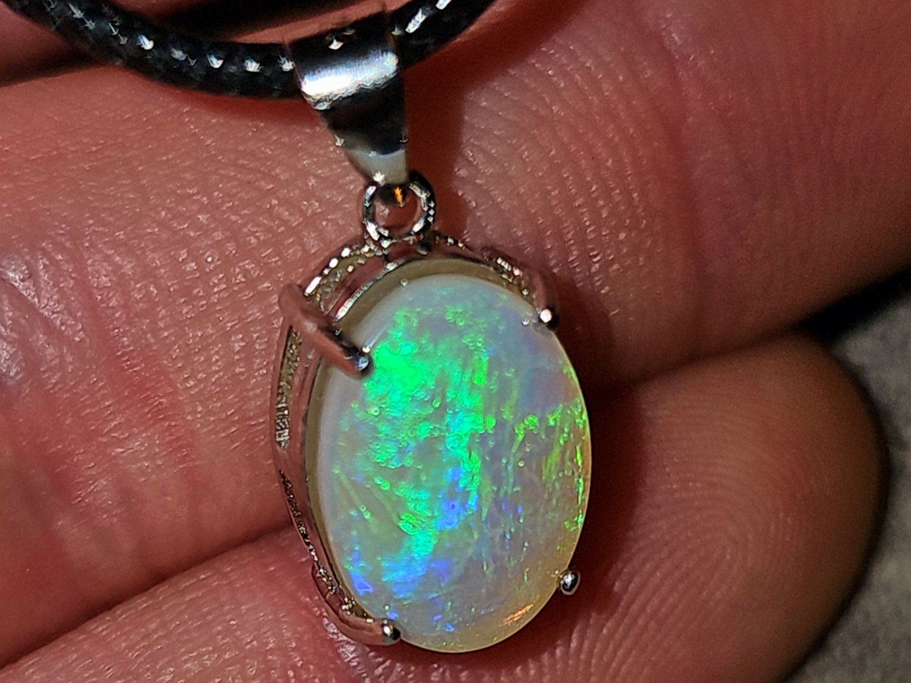 Pietre preziose: Natürlicher Australischer Flashfire Opal – Nuovo e nell'imballaggio originale da Uerkheim venduto da Winwinner