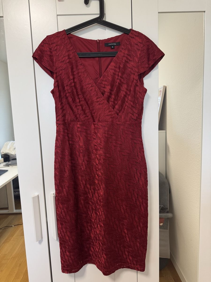 Comma Vestiti: Rotes elegantes Kleid Gr. 38, Marke comma  – Usato da Winterthur venduto da zllop