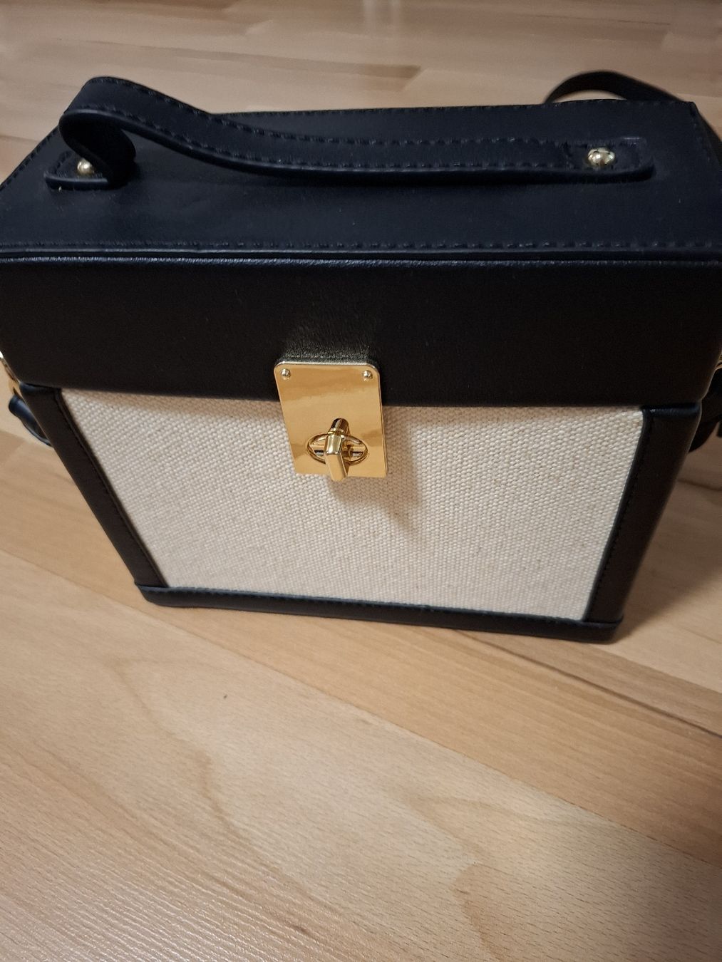 H&M Sacs femmes: Tasche – Neuf (Voir description) à Netstal par Queen37 1