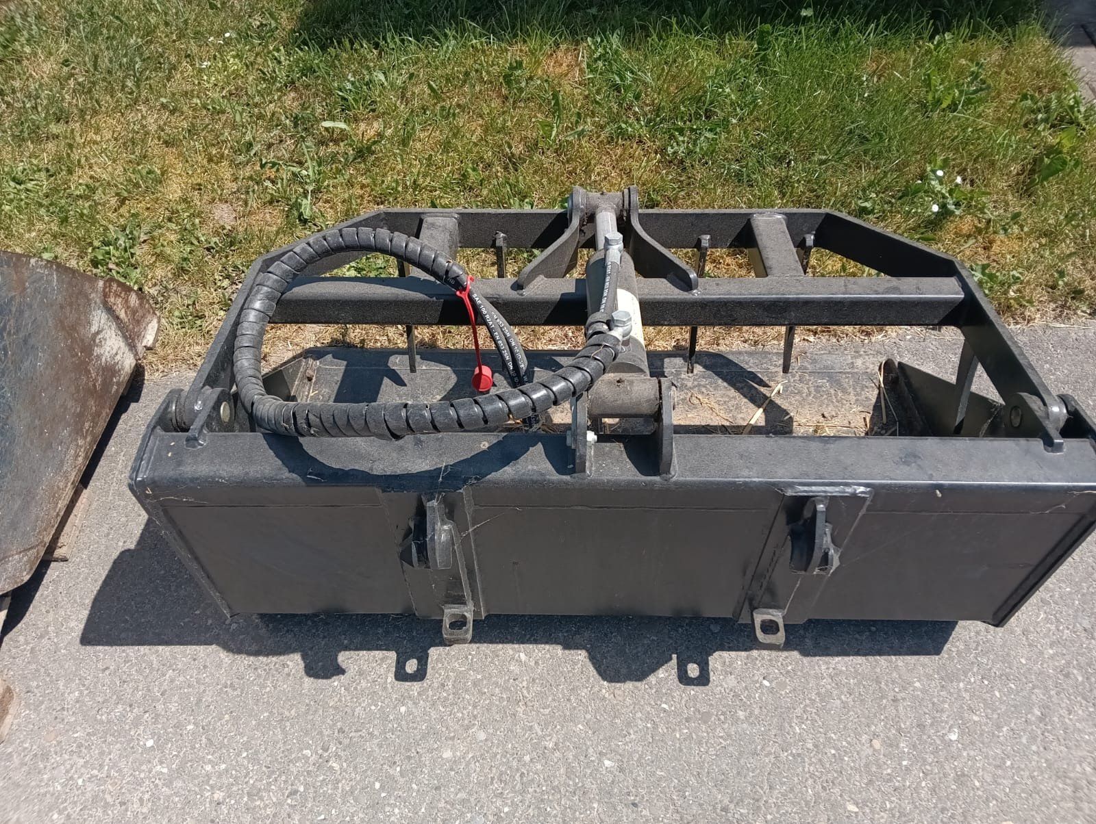 Chargeur de ferme: Hoflader Avant elektro e6 – D'occasion à Kloten par Befe12 2