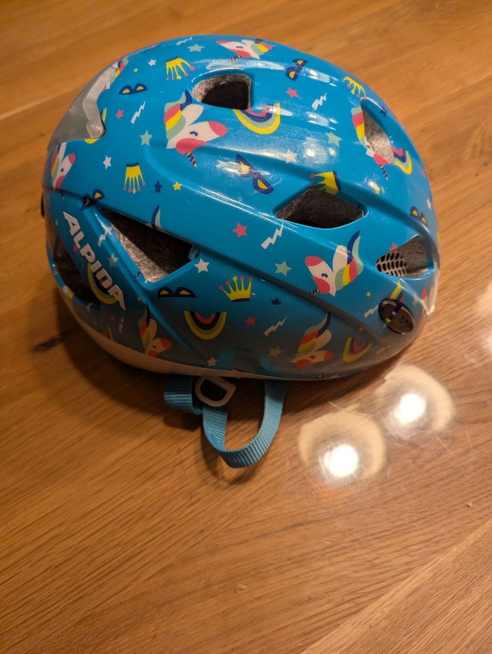 Alpina Helme: Velo Helm – Gebraucht aus Adliswil von drc_7srn