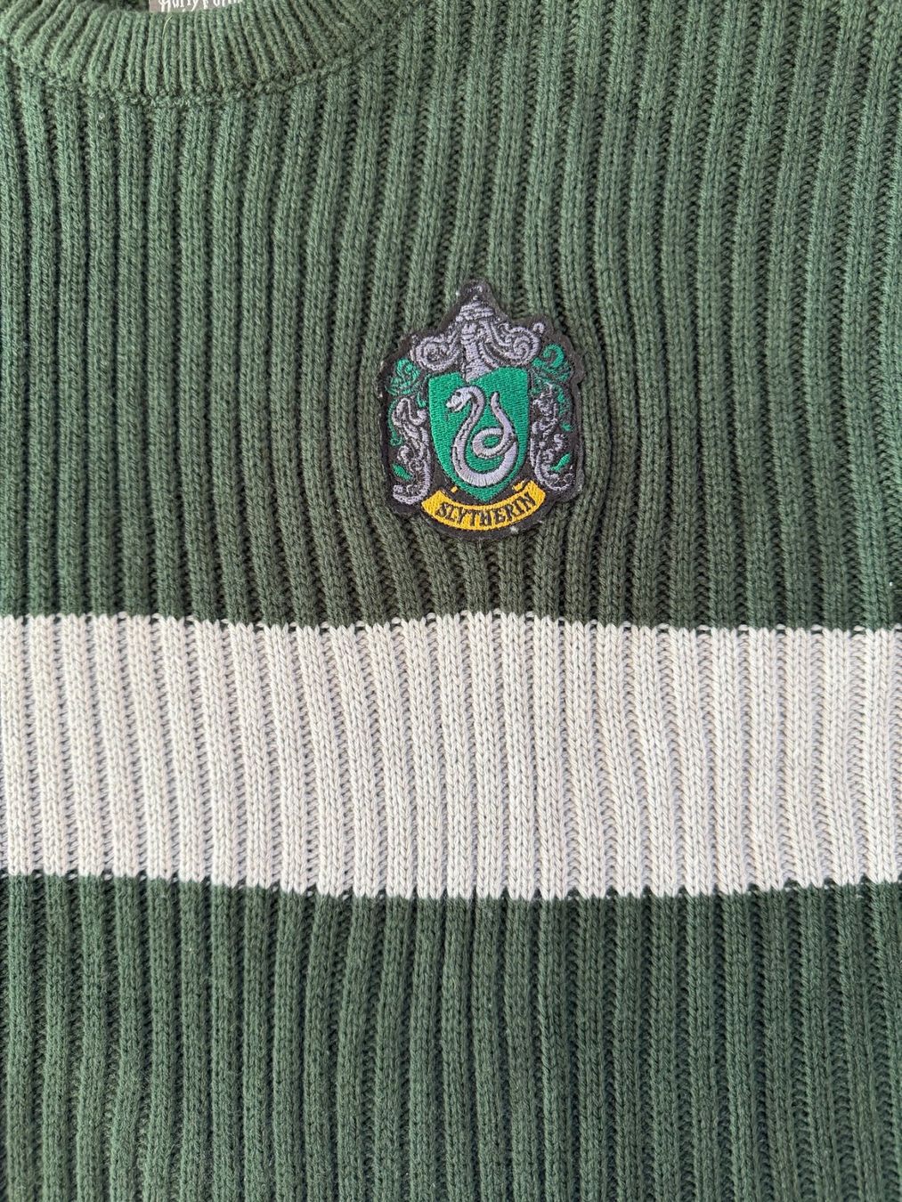 Pullover & Sweatshirts: Pullover Harry Potter Slytherin Gr.S – Gebraucht aus Kastanienbaum von Muenchnerkindl1 1