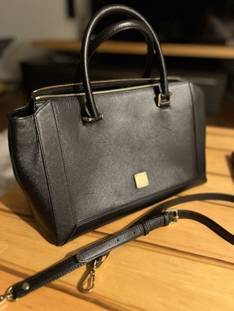 MCM Handtasche - top Zustand - Schwarz