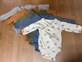 5 Farbenfrohe Baby-Bodies von Vertbaudet Grösse 54 cm