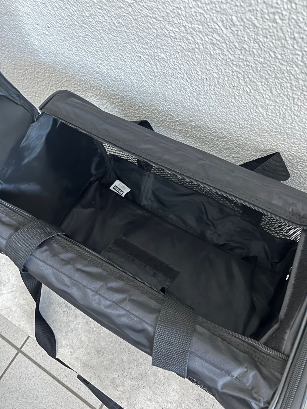 Liege- & Schlafplätze: Transporttasche für Hunde oder Katzen – Neu und originalverpackt aus Solothurn von sl_27 3