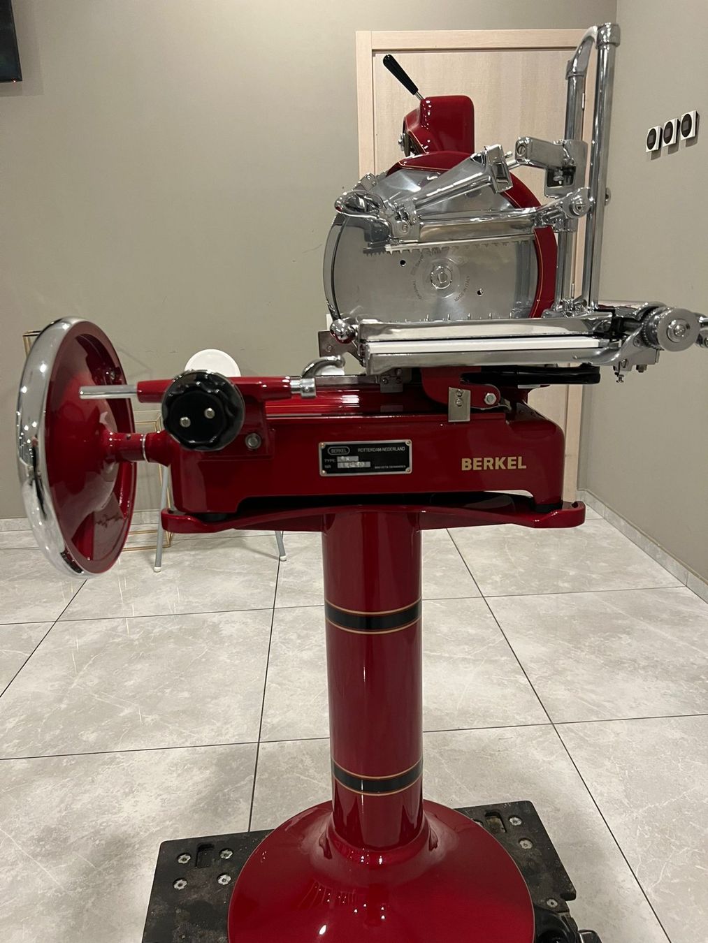 Berkel Elettrodomestici da cucina: Berkel 9H Rotterdam restauriert + Sockel – Nuovo (secondo la descrizione) da Biasca venduto da Nicolas.Ney 3