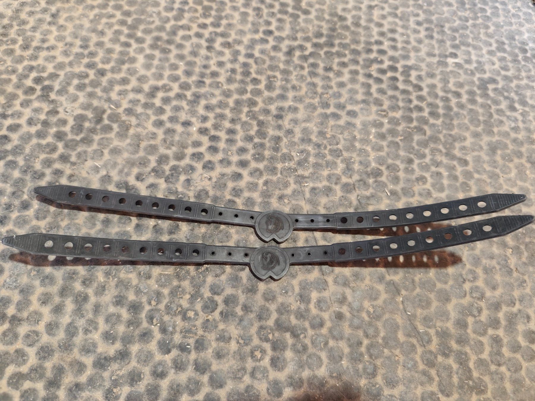 Scarpe per cavalli: Explora Magic Riemen – Usato da Grub SG venduto da isa_92y7