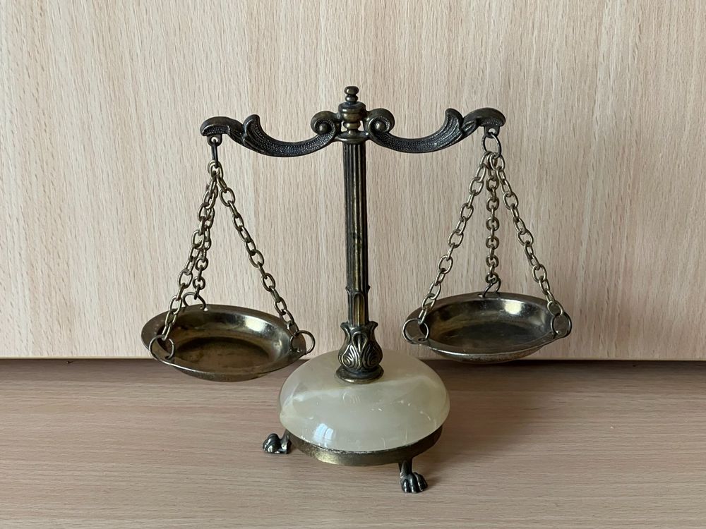 4-teiliges Set Antike Messing-Würfel – Dekorative Spielwürfel Für Bar, Party Oder Als Desktop-Deko, Je 1,1 Cm