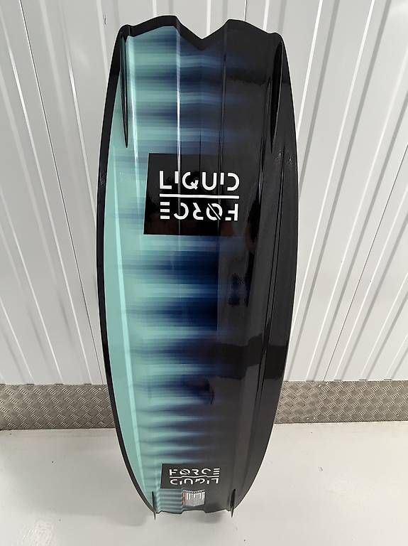 Tavole da surf e di nuoto: Wakeboard liquide Force Harvey Clifford Pro NP1290.- – Usato da Le Mont-sur-Lausanne venduto da swisssail 3