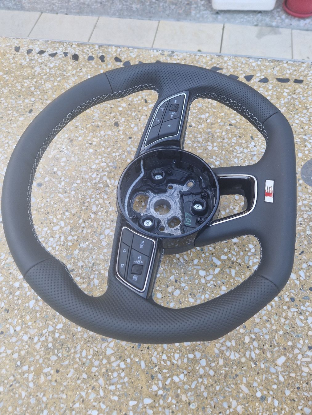 Audi Toutes les pièces auto: Audi Lenkrad – Neuf (Voir description) à Brügg BE par Ej90