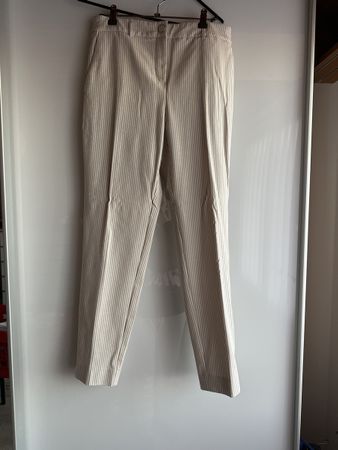 Elegante Sommer Stoffhose gestreift Grösse 34 C&A braun