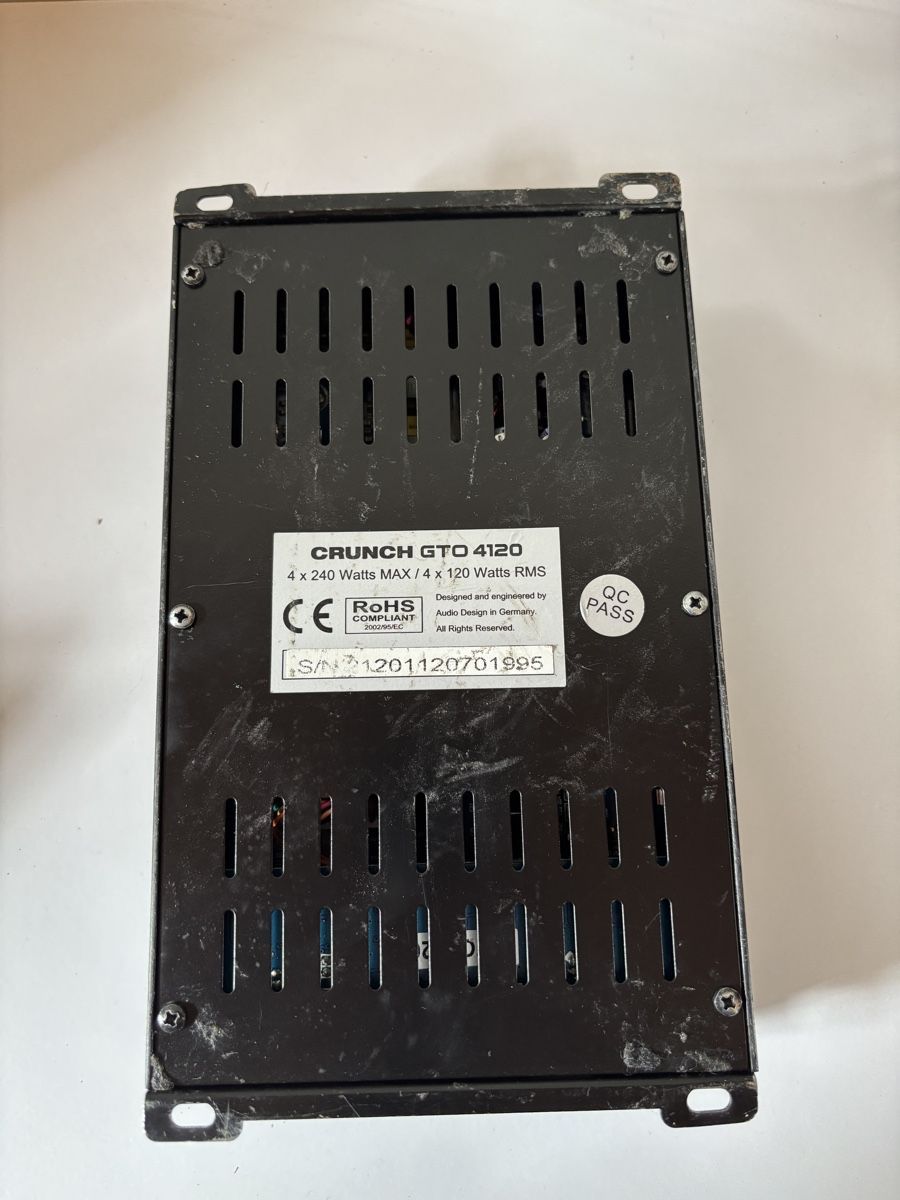 Haut-parleurs: Auto Subwoofer mit Endstufe – D'occasion à Gretzenbach par leo_nmg6 1