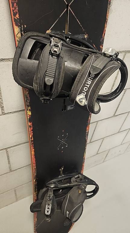 Burton Board: Burton Snowboard – Usato da Krattigen venduto da nr- 2