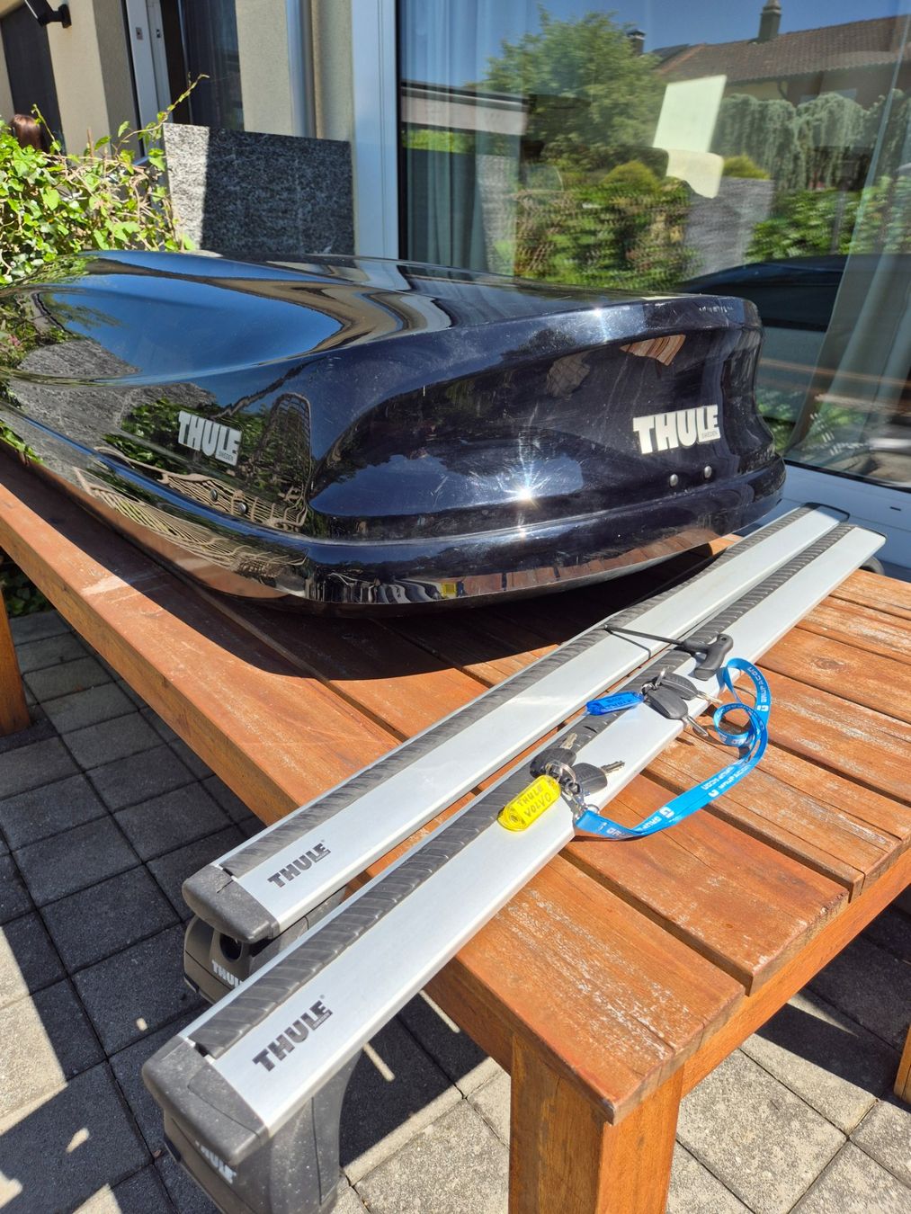Thule Box da tetto: Thule Volvo XC60 2011 BOX und DACHTRÄGER TOP – Usato da Emmen venduto da janolek 2