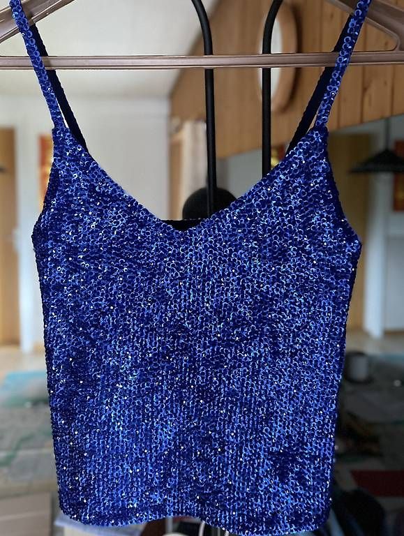 Top: Top mit Pailletten, NEU – Usato da Kriens venduto da Angie88 1
