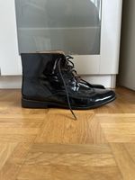 Zara Lack-Stiefeletten, Gr. 40, Schwarz