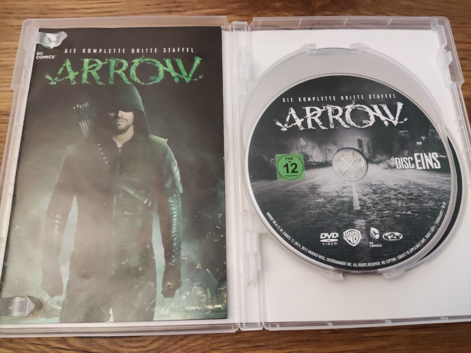Tutti i DVDs: Arrow - die komplette dritte Staffel - DVD – Usato da Oberembrach venduto da giu_7ksd 2