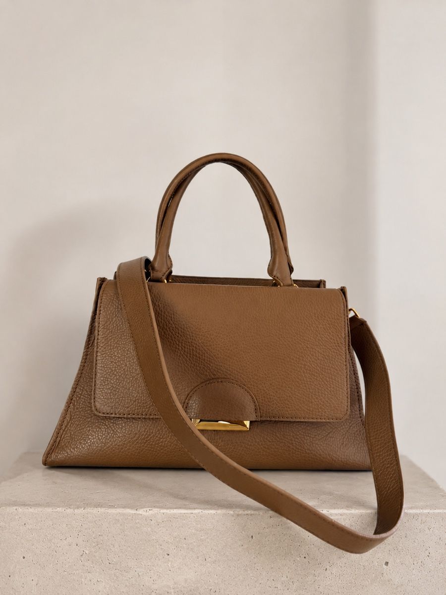 Coccinelle Taschen für Damen: Coccinelle Handtasche – Neu (gemäss Beschreibung) aus Derendingen von More_19