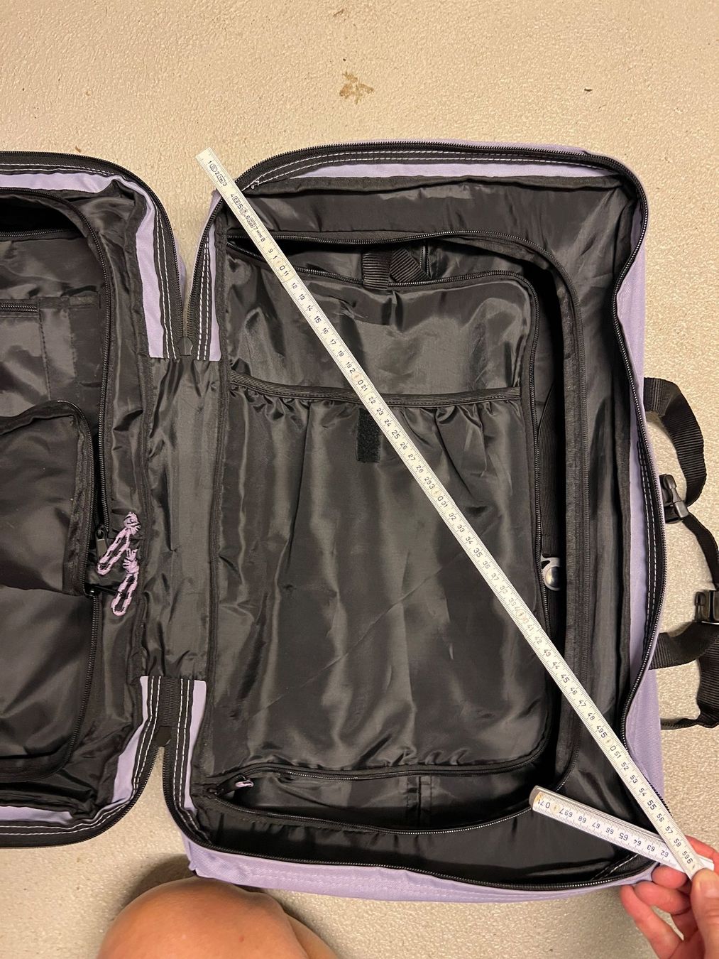 Valigie: Kleiner Rollkoffer, halbhart – Usato da Oberwil b. Zug venduto da Oleron11 3