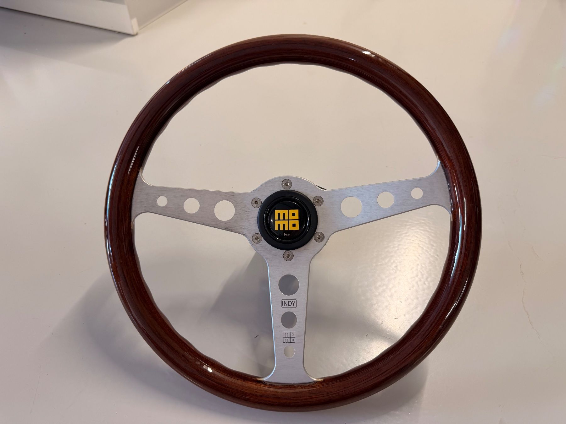 Fanatec Controller: Simracing Lenkrad Classic Holz Momo Fanatec – Usato da Rupperswil venduto da buergin01