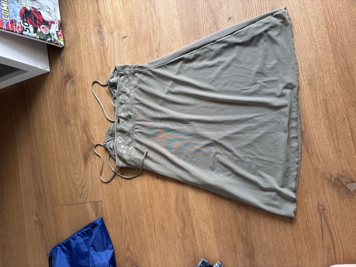 Pull&Bear Kleider: Olivgrünes Sommerkleid von Pull&Bear (S) – Gebraucht aus Männedorf von giu_wm6d 3