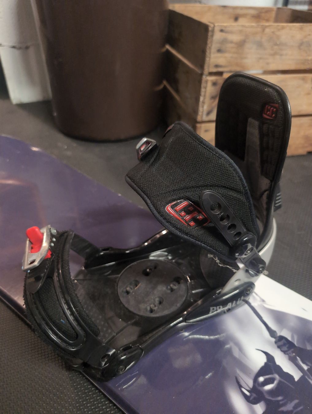 Salomon Board: Snowboard mit Bindung Salomon – Usato da Densbüren venduto da Erratic1988 1