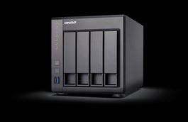Serveur QNAP NAS TS-451 +