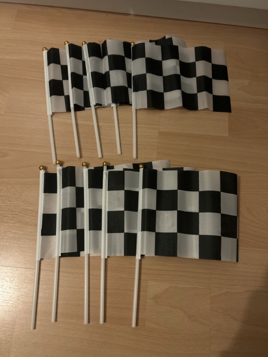 Tutte le decorazioni: 10x Mini Zielflaggen / Rennflaggen – Nuovo (secondo la descrizione) da Riehen venduto da S______ 1