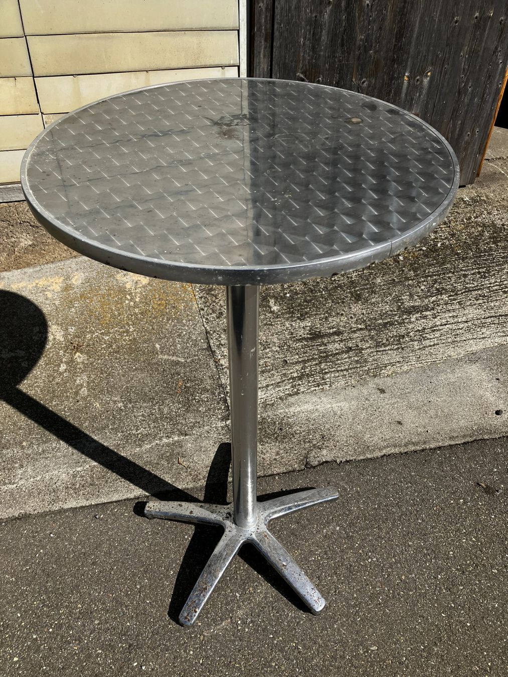 Tables: Set von 4 Bistro-Stehtischen! – D'occasion à Zürich par SAMOHT8037 1