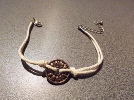 Armband Schnur mit einer Scheibe