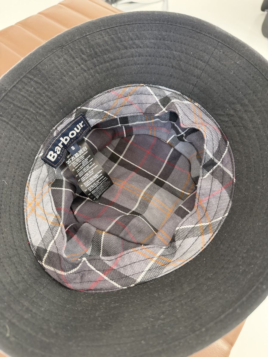 Barbour Copricapi, berretti & cappellini: Barbour Bucket Hat - Size S - Black - Great Condition! – Nuovo (secondo la descrizione) da Herrliberg venduto da DominiqueSpecht 3