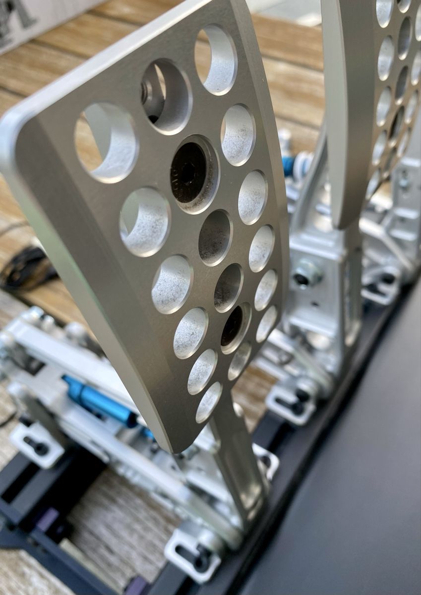 Manettes: Sim-Racing Pedale SimTrecs ProPedal GT – D'occasion à Wollerau par Sondi22 6