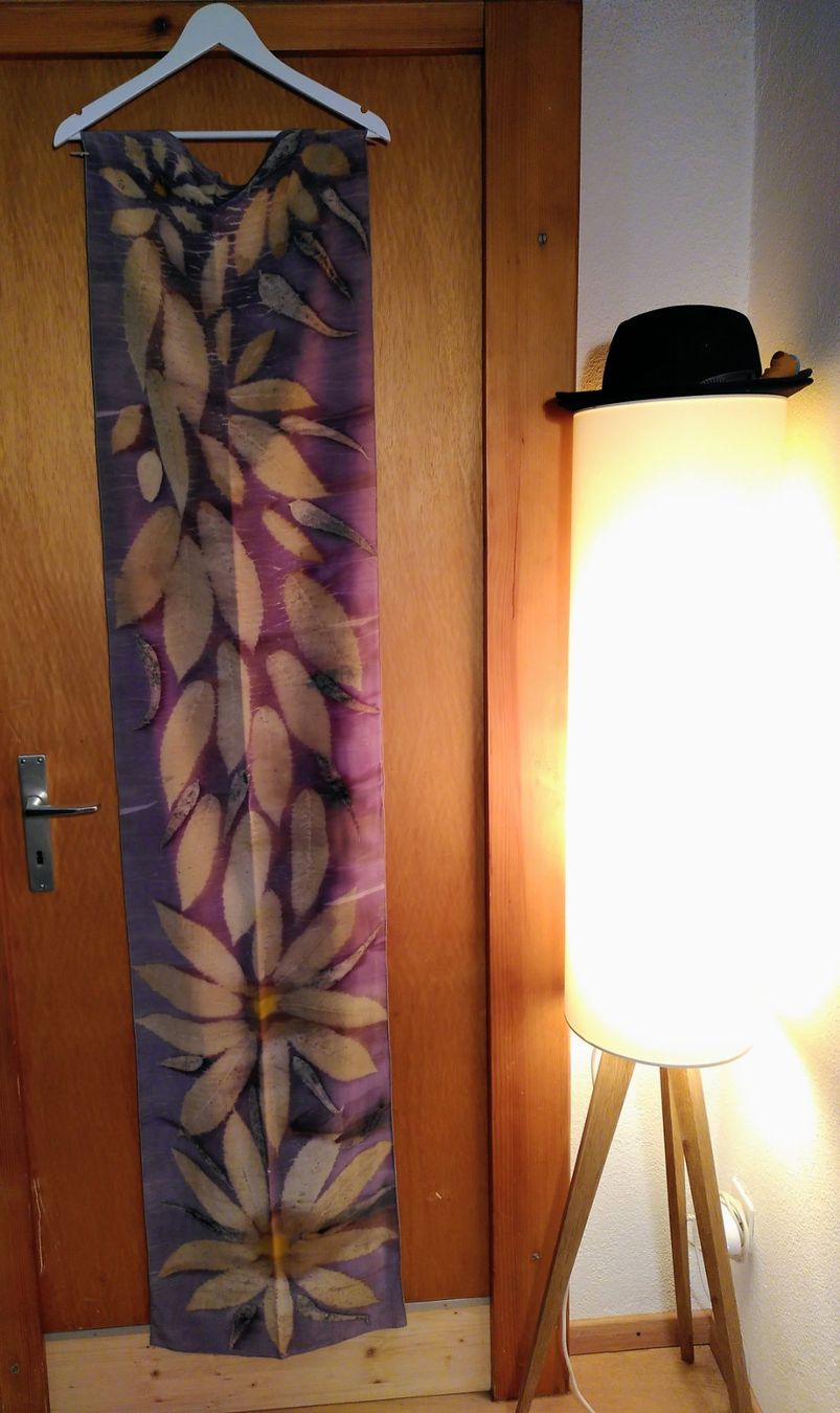Foulard & Sciarpe: Foulard in seta tecnica ecoprint – Nuovo (secondo la descrizione) da Comano venduto da Maura 7
