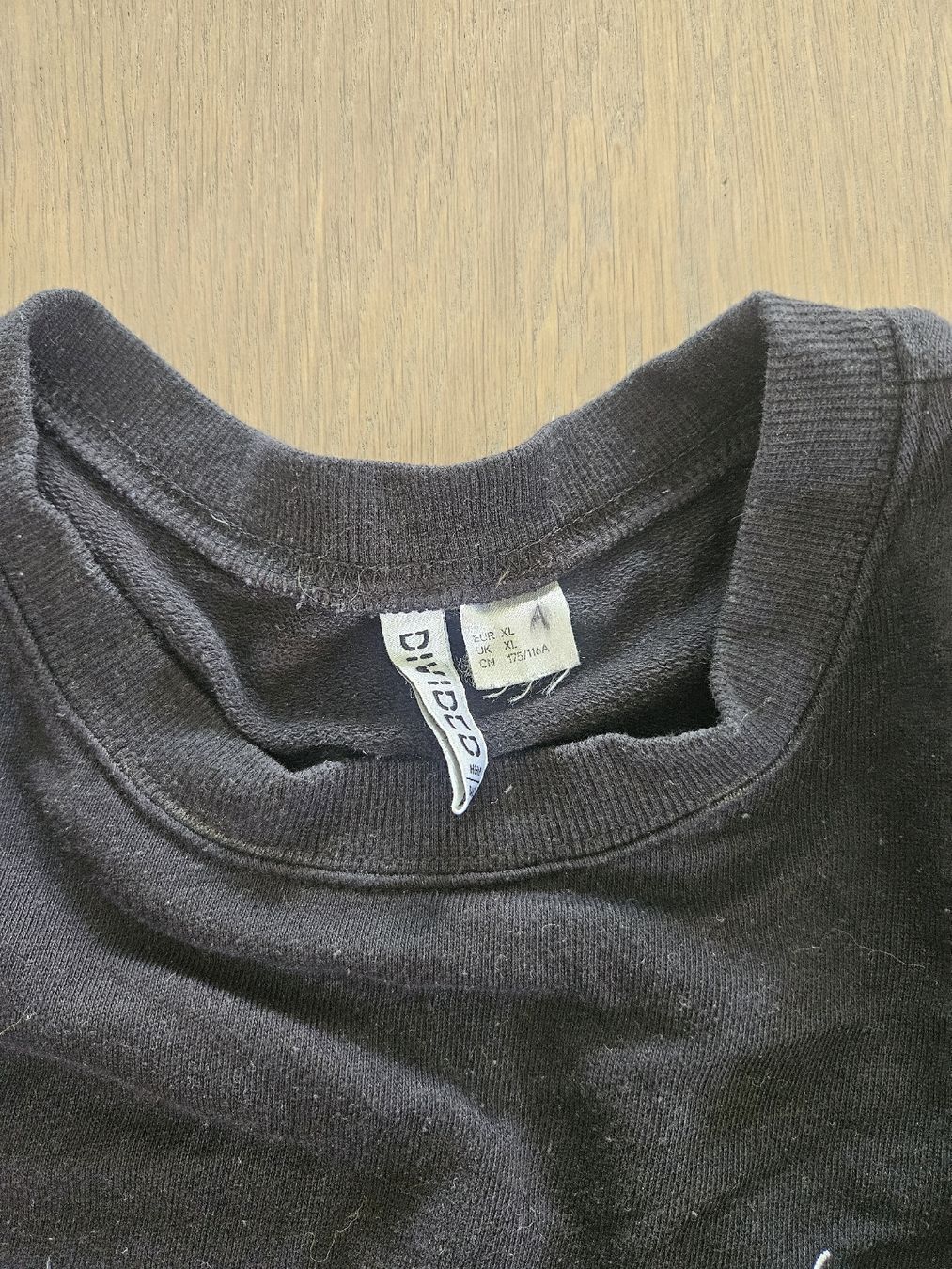 H&M Pulls & Sweat-shirts: Pullover schwarz Grösse XL von H&M – D'occasion à Rüschlikon par zzz1234 1