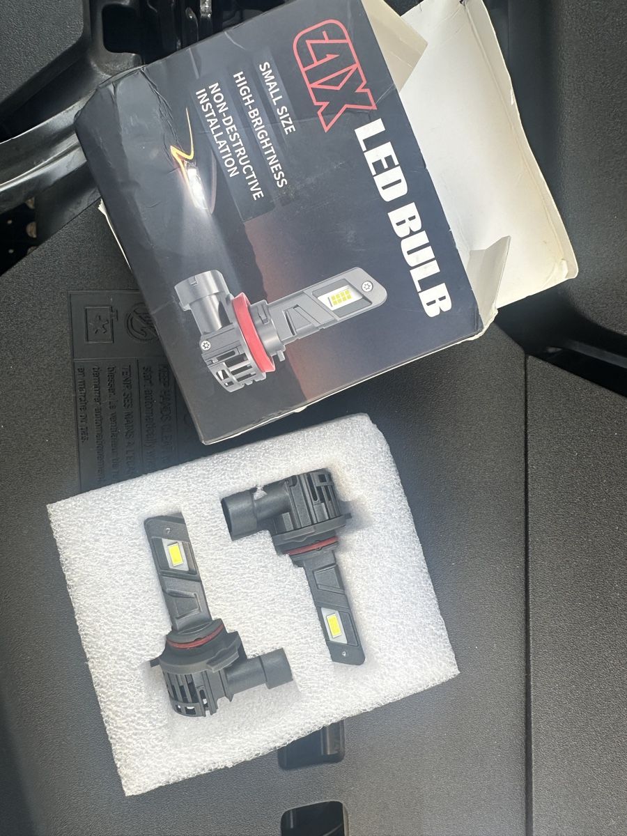 Alle Autoersatzteile: LED Scheinwerferlampe HB3 HID Small Size NEU – Neu und originalverpackt aus Fällanden von May-bach 1