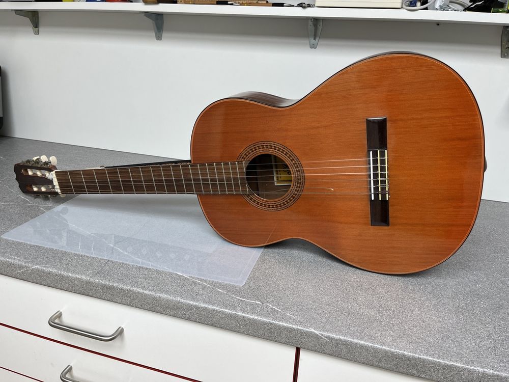 Gitarre (Gebraucht) in seuzach für CHF 31 – nur Abholung auf Ricardo kaufen