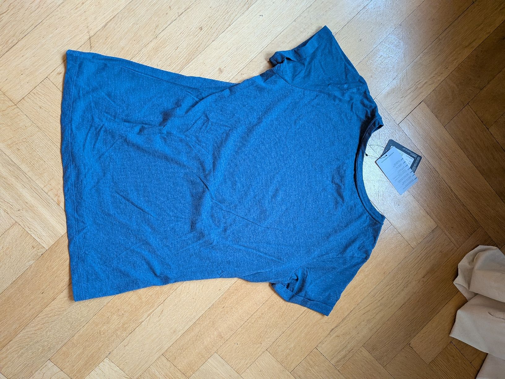 Jack Wolfskin T-Shirts: T-Shirt – Neu und originalverpackt aus Bern von kam_5gdn 3