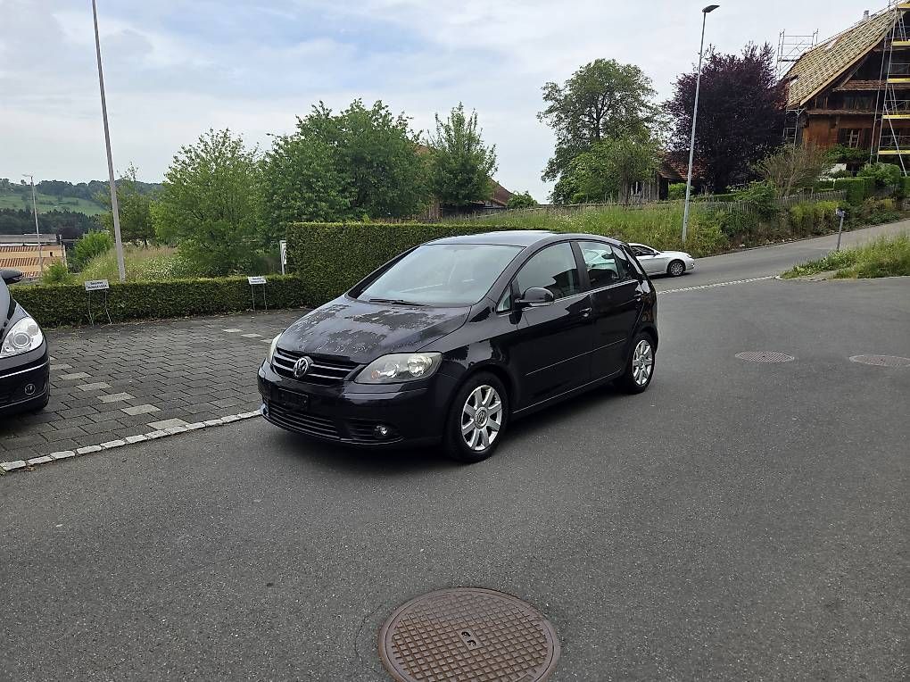 Autos: VW GOLF PLUS 2.0 TDI – D'occasion à Gisikon par egi_rr62 4
