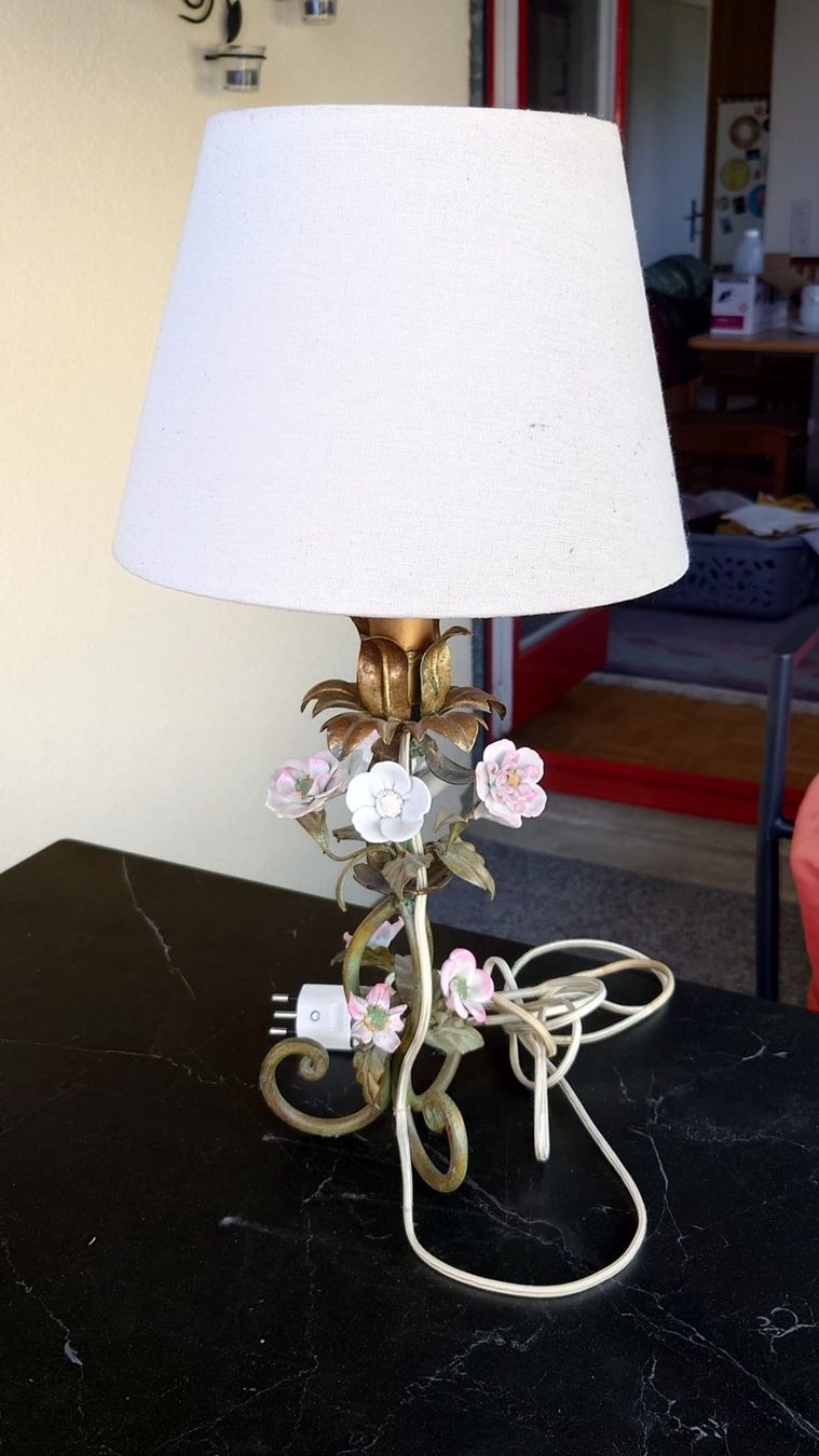 Lampade: TischLampe im Jugend- oder FlorentinischenStil – Usato da Neuhausen venduto da MonoCeros