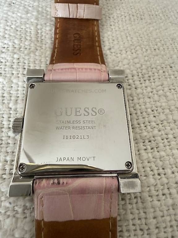 Guess Orologi: Monte GUESS Crystal et cuir – Usato da Goumoens-la-Ville venduto da SandieF 4