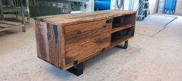 Sideboard aus  Eiche Schweizer Altholz 160cm (Action NP2500)