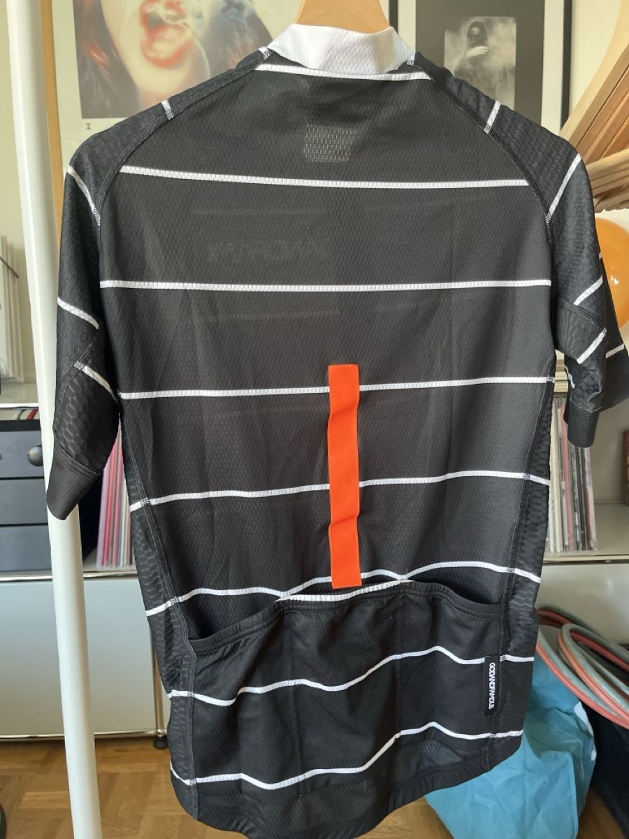 Canottiere & Pantaloni: God & Famous Jersey M – Usato da Zürich venduto da Sasori 1