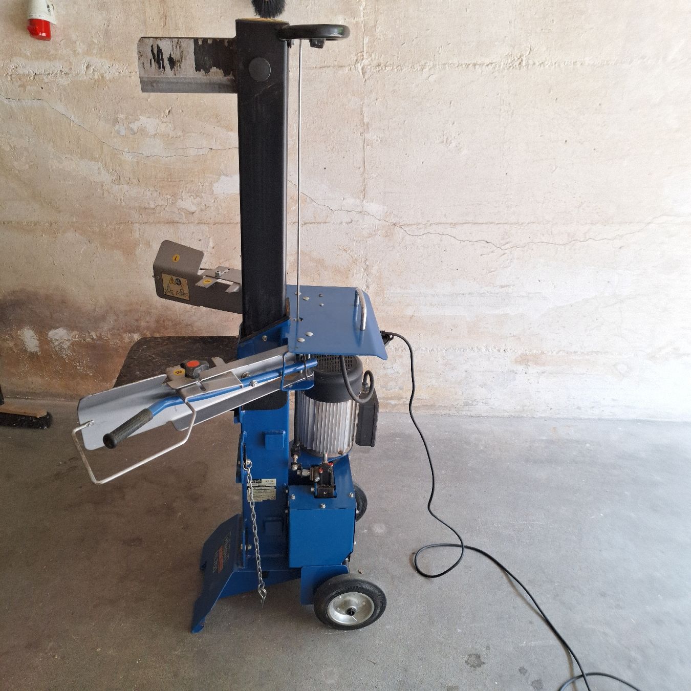 Scheppach Toutes les machines: Holzspalter  – D'occasion à Winterthur par v-t88 7